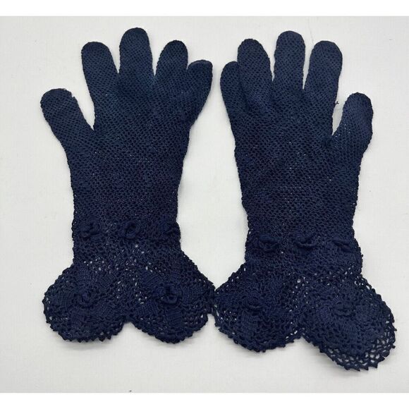 ANTIQUE CROCHET LACE‎ FISHNET LADIES SHORT GLOVES PAIR rose detail Scalloped - Picture 2 of 5